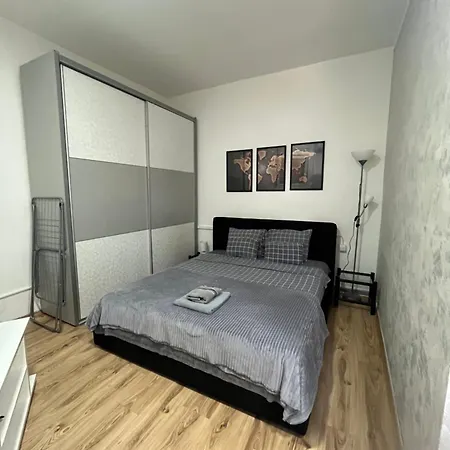 Apartament Capital
